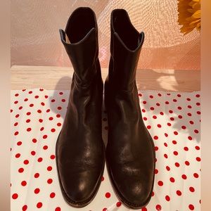 Butter soft Stuart Weitzman ankle boots booties 10M